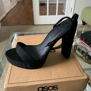 WIDE FIT PLATFORM HEEL FROM ASOS